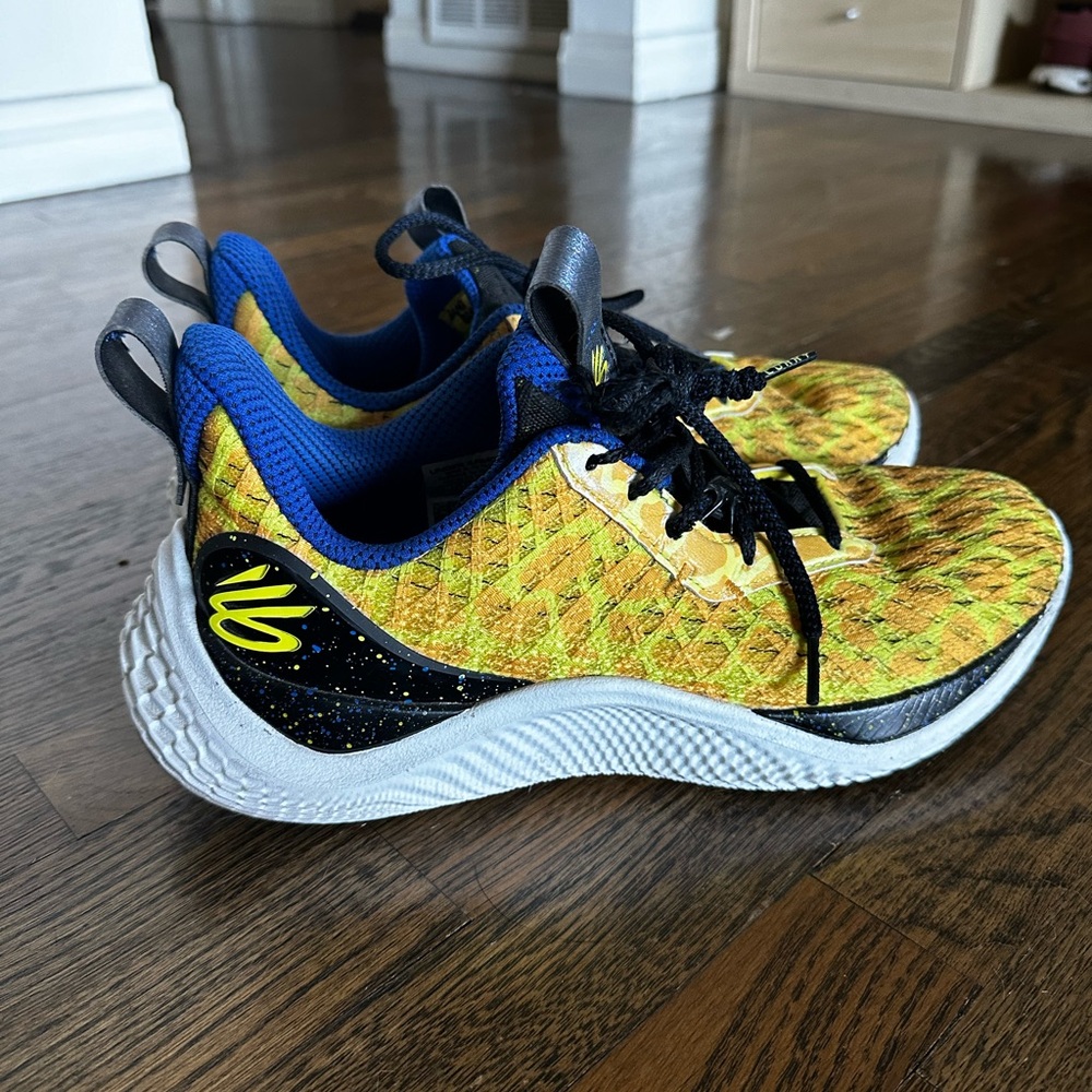 Under Armour Curry Flow 10